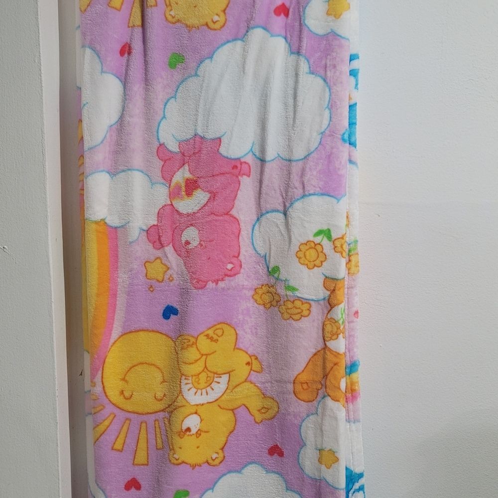 CareBears Pink and Yellow Twin Blanket 60x90 - Picture 10 of 10